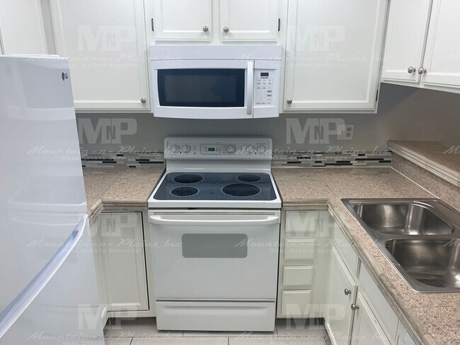 Foto del edificio - 2960 W Stuart St