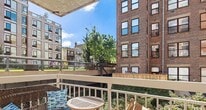 Primary Photo - 520 W 23rd St