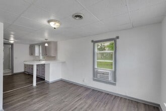 Building Photo - 338 29th Ave