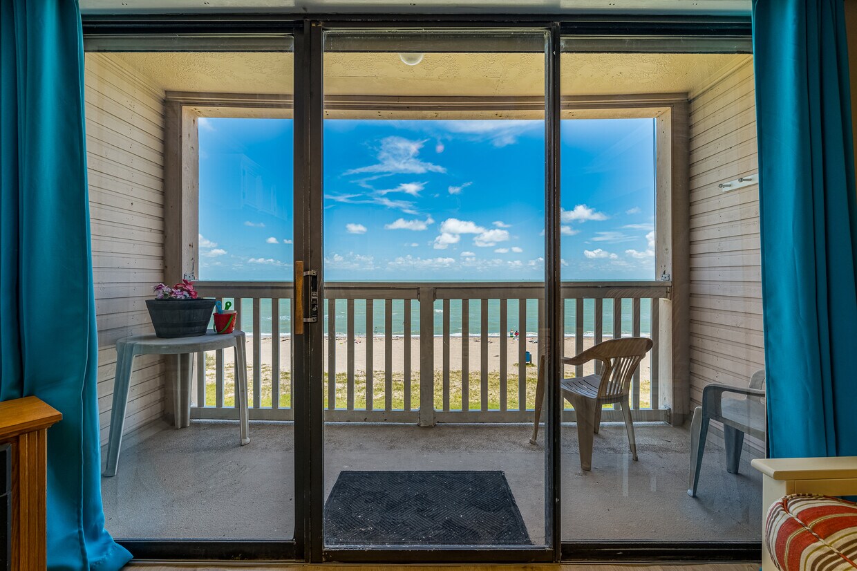 What a view! - 3938 Surfside Blvd