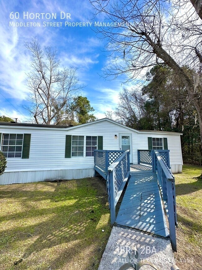 Foto del edificio - 60 Horton Rd