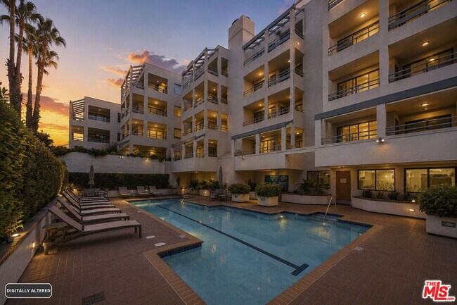 Foto del edificio - 122 Ocean Park Blvd
