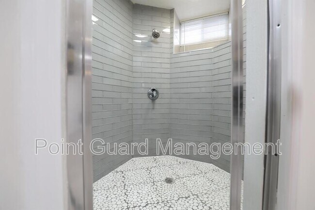 Foto del edificio - 3004 Marcy Street - 3