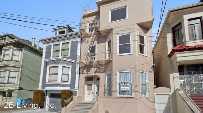 Building Photo - 328 6th Ave