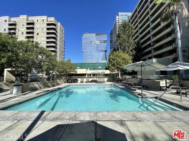 Foto del edificio - 600 W 9th St