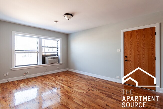 Foto del edificio - 560 W Arlington Pl