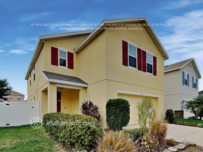 Building Photo - 10527 Whispering Hammock Dr