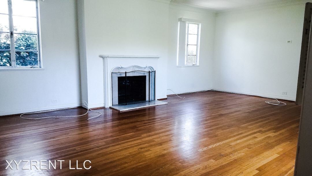 Foto principal - 645-649 Midvale Ave