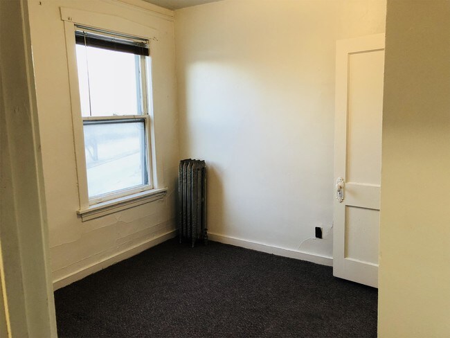 Foto del edificio - 2945 Dekalb St