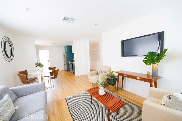 Foto del edificio - 3642 6th Ave