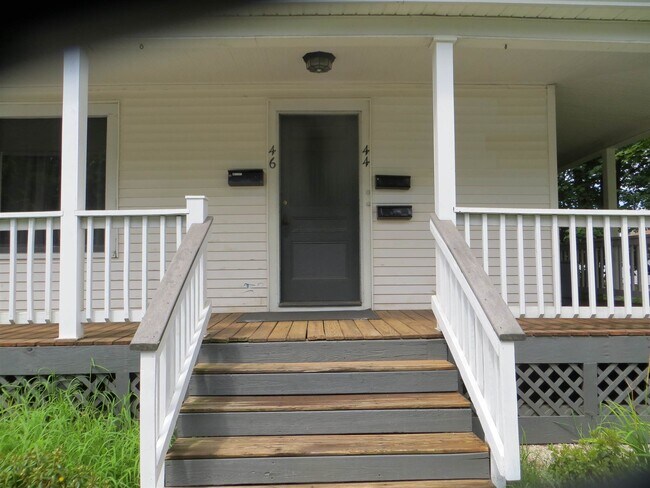 Building Photo - 44 Highland St