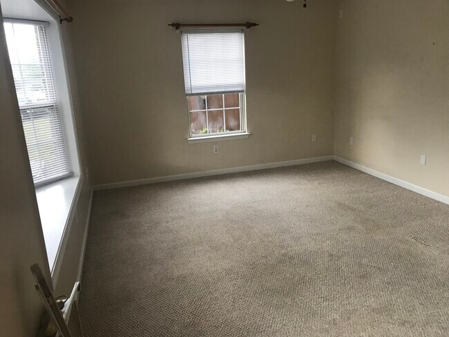 Living Room - 2365 Breckenridge Ct