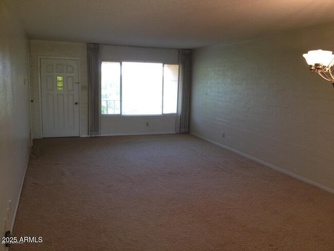 Foto del edificio - 4701 N 68th St
