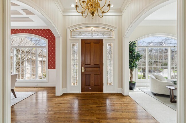 Foto del edificio - 5055 Slate Run Woods Ct
