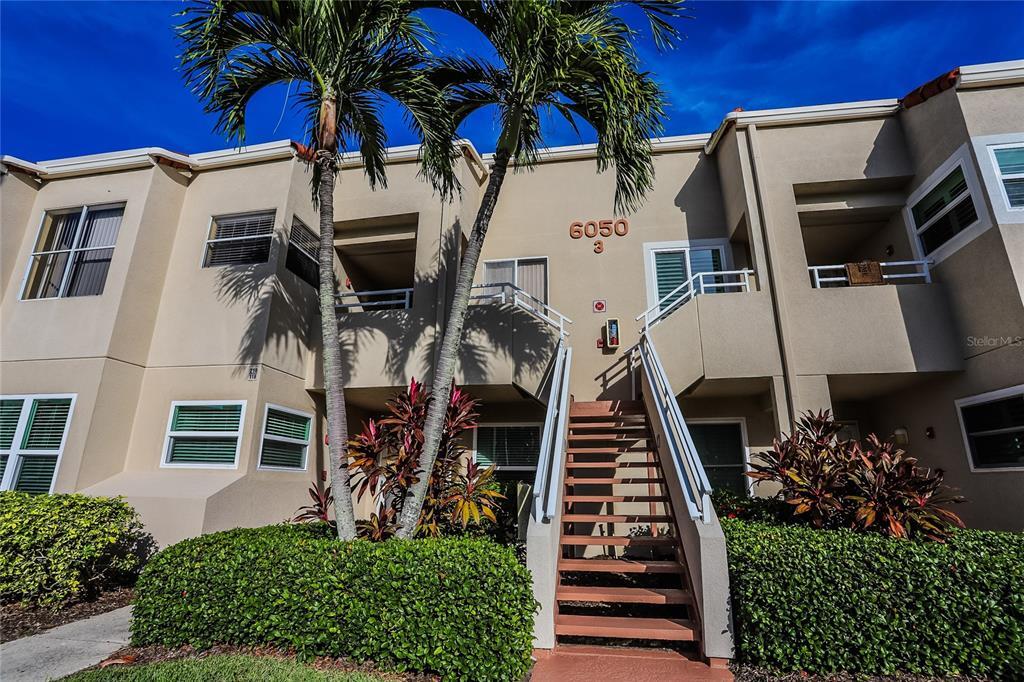 Foto principal - 6050 Bahia Del Mar Cir