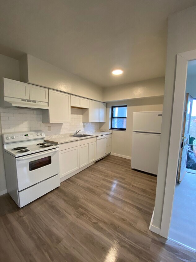 709 Carothers Ave Unit 4, Carnegie, PA 15106 Apartments in Carnegie