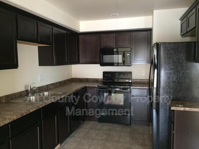 Building Photo - 4041 Little Moon Trail