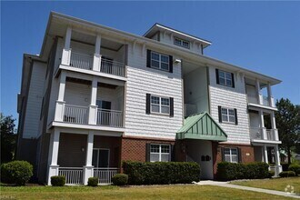 Building Photo - 2424 Chancery Ln
