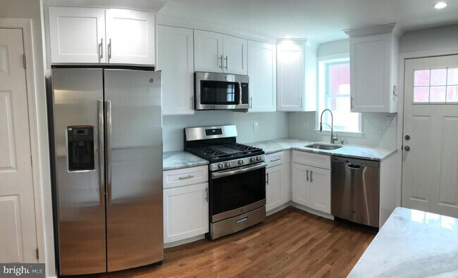 Foto del edificio - 1166 Carroll St