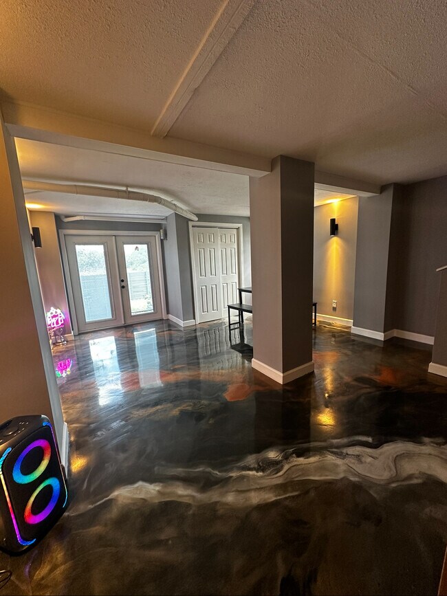 Foto del edificio - 24390 Yacht Club Blvd