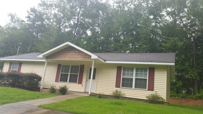 Foto del edificio - 4Bedrooms In Oak Park Subdivision In Quinc...