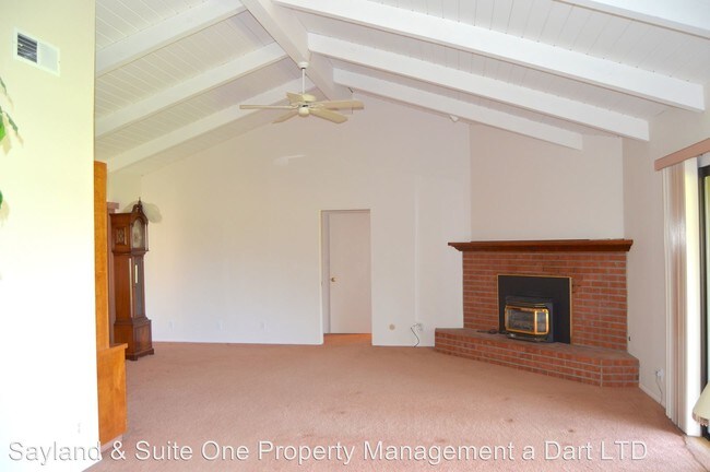 Building Photo - 3 br, 2 bath House - 1137 Putter Avenue