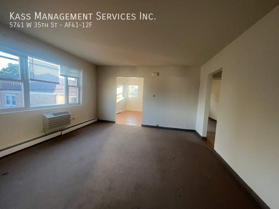 Primary Photo - Charming 1 bedroom in Cicero - Heat Incl -...