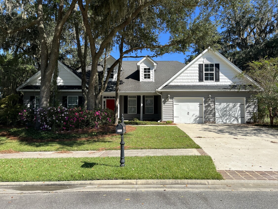 Primary Photo - 128 Mosswood Dr
