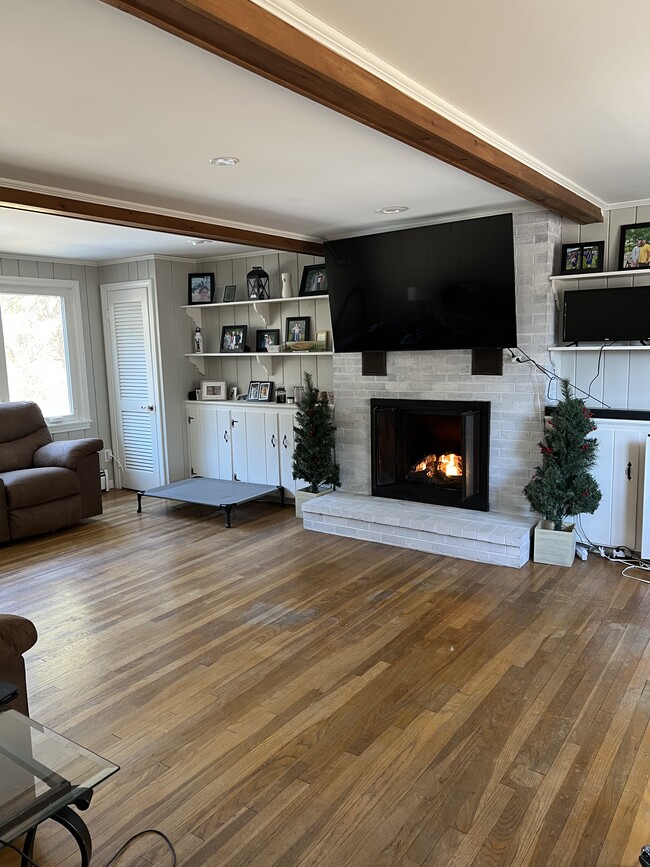 33 Crank Rd, Hampton Falls, NH 03844 House Rental in Hampton Falls