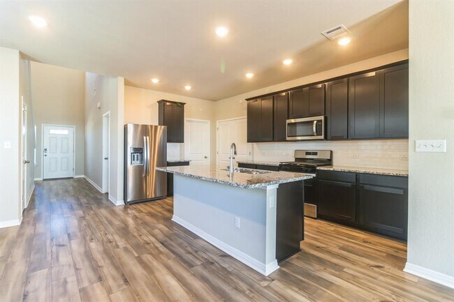 Foto del edificio - 212 Prairie Song Ln