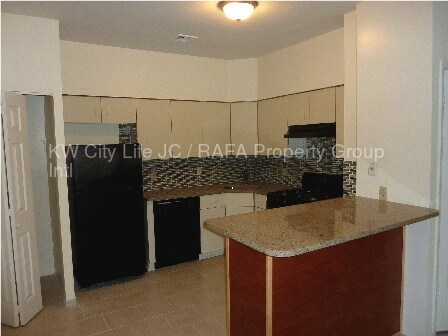 Foto del edificio - 4306 Smith Ave