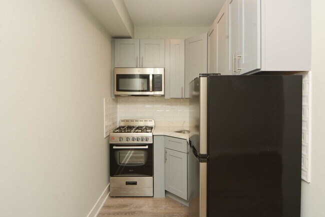 Foto del edificio - 501 W Belmont Ave