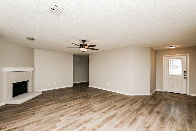 Foto del edificio - 1732 Rialto Way