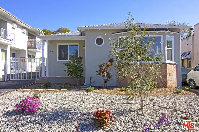 Primary Photo - 3155 Larga Ave