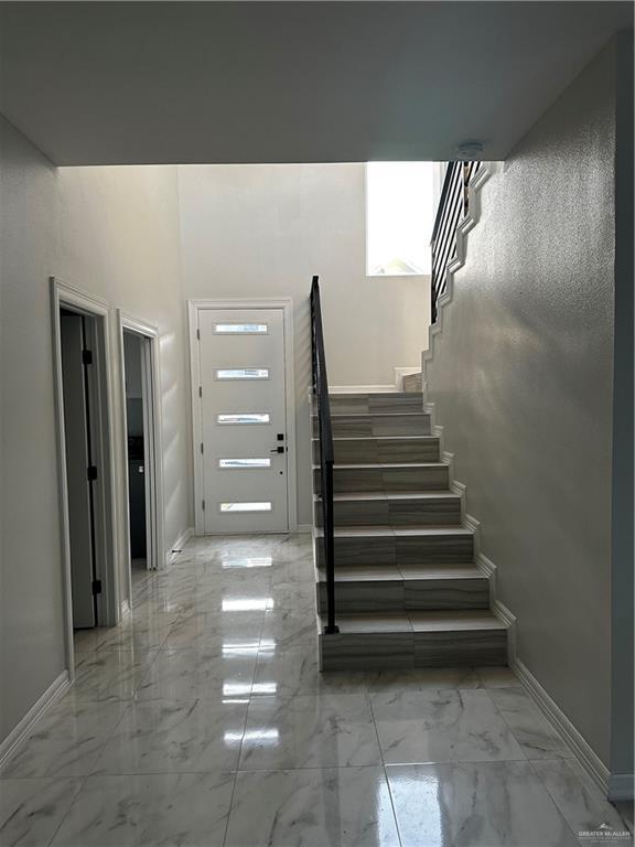 Foto del edificio - 13 N Crown Ln