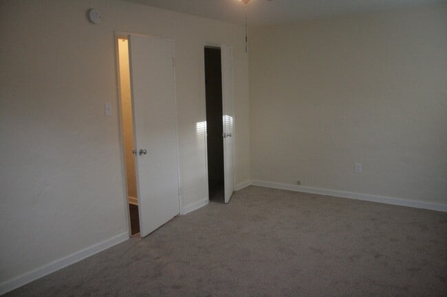 820 - A4 - The Courtyards at Sewickley - South