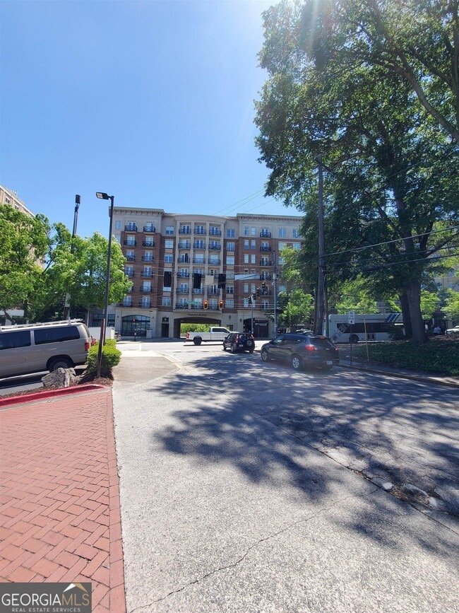 Building Photo - 2255 Peachtree Rd NE