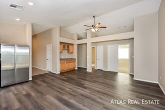 Building Photo - 8557 Timber Pine Ave