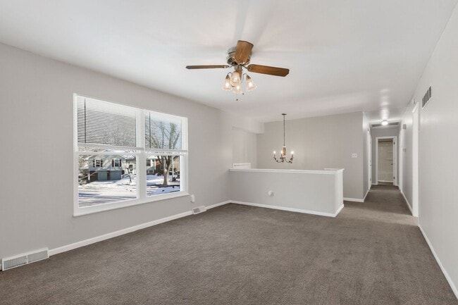 Building Photo - Quiet Cul-de-Sac Home with Bonus Room & Big Backyard!