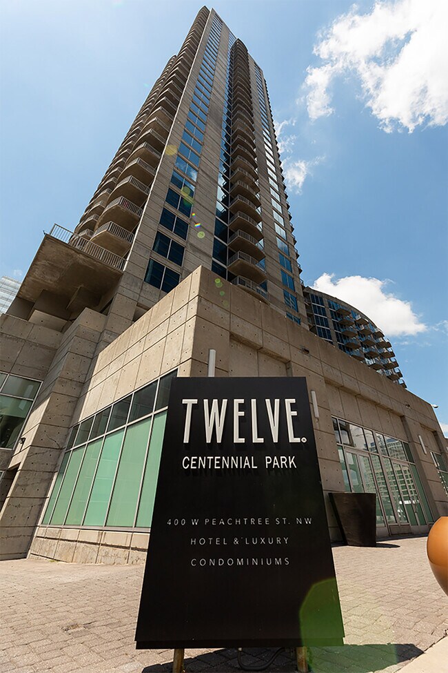 Photo - 400 W Peachtree St NW Apartment
