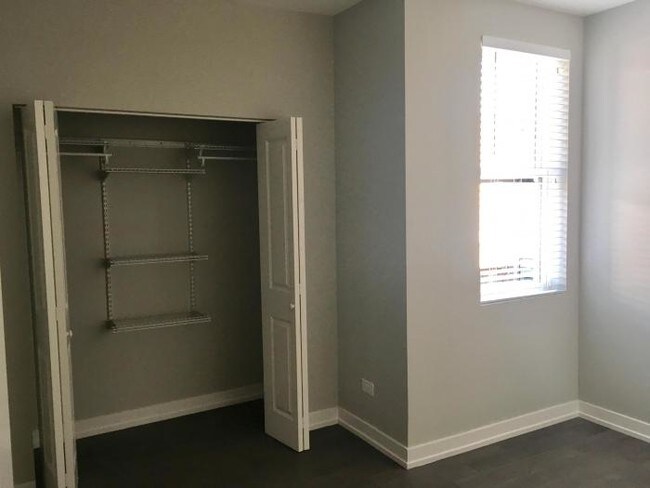 Foto del edificio - 2 bedroom in Chicago IL 60660