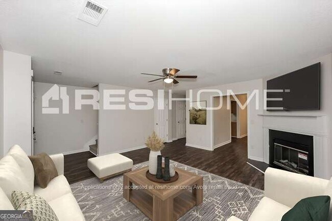 Foto del edificio - 5708 Rockaway Dr