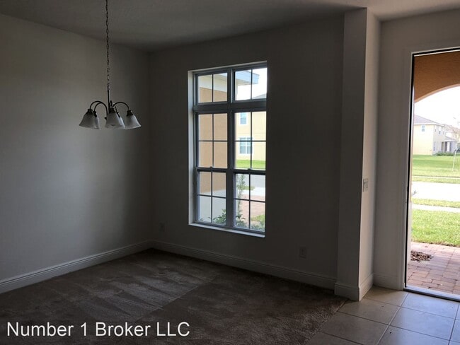 Foto del edificio - 4 br, 2.5 bath House - 14367 Black Lake Pr...