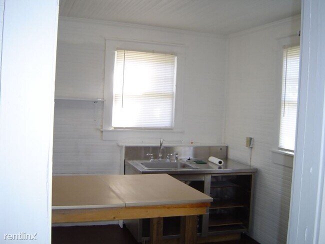 Foto del edificio - 2 br, 1 bath House - 102 East View Ave