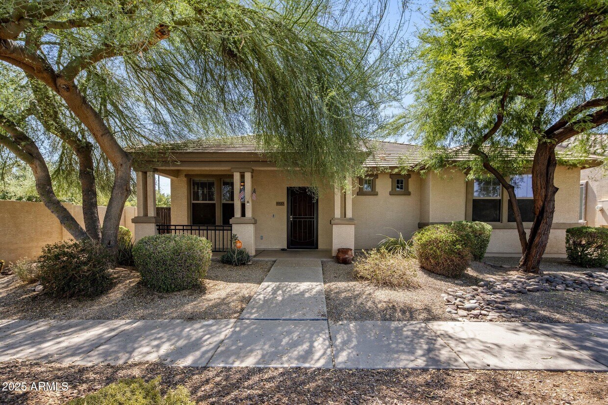 Foto principal - 3342 E Patrick St