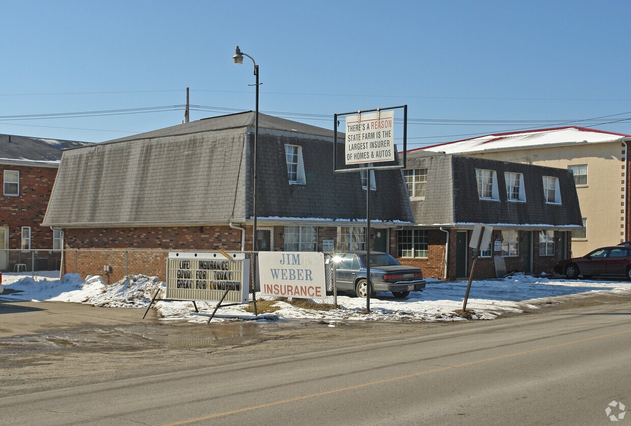 Building Photo - 204-206 Solida Rd