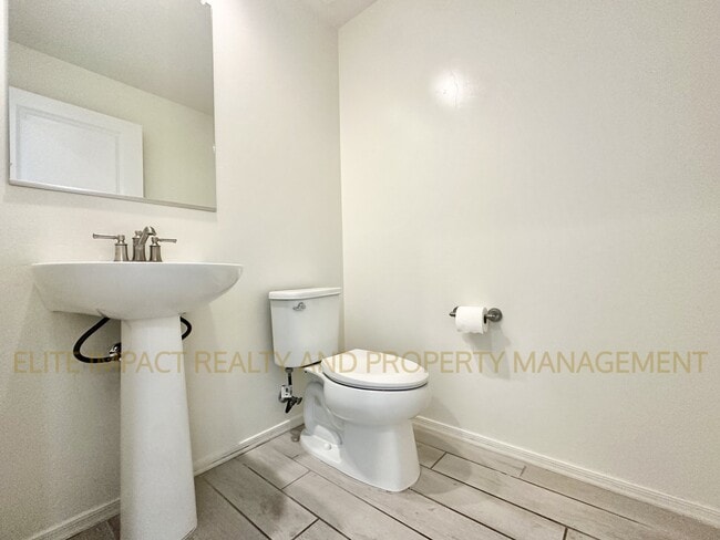 Building Photo - 7201 S Via Gaucho Viejo