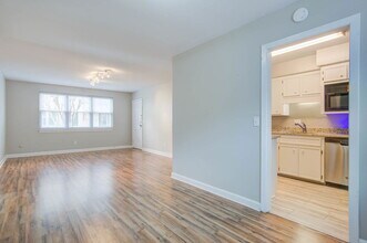 Building Photo - 117 Wentworth St