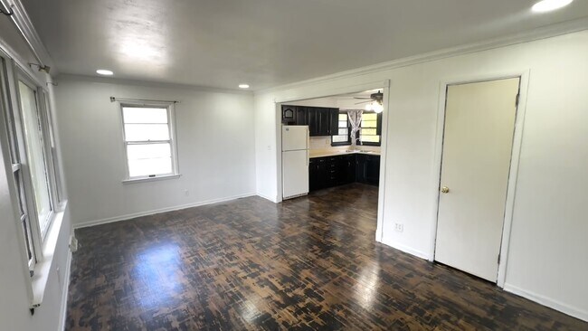 Foto del edificio - 3535 Robey Ave