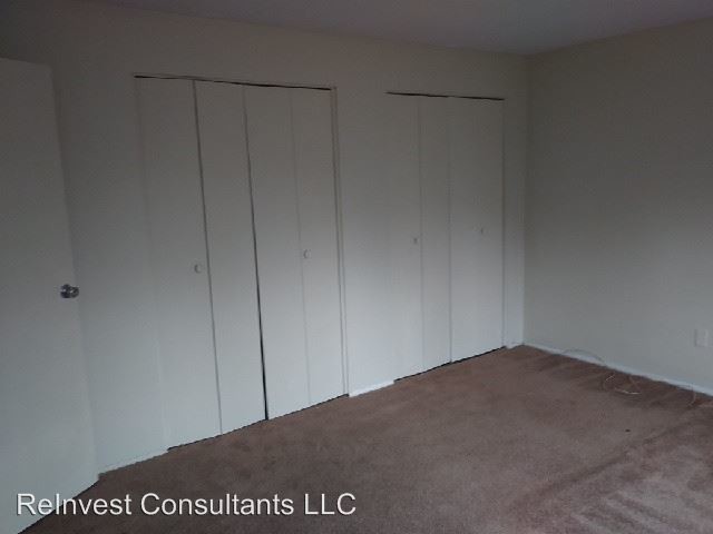 Foto del edificio - 2350 Beechmont Ave